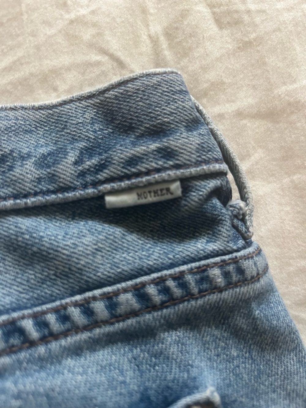 MOTHER BOYFRIEND JEANS - Picture 6 of 9